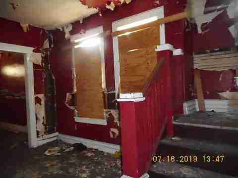 5631 Hartford (17)_m.jpg